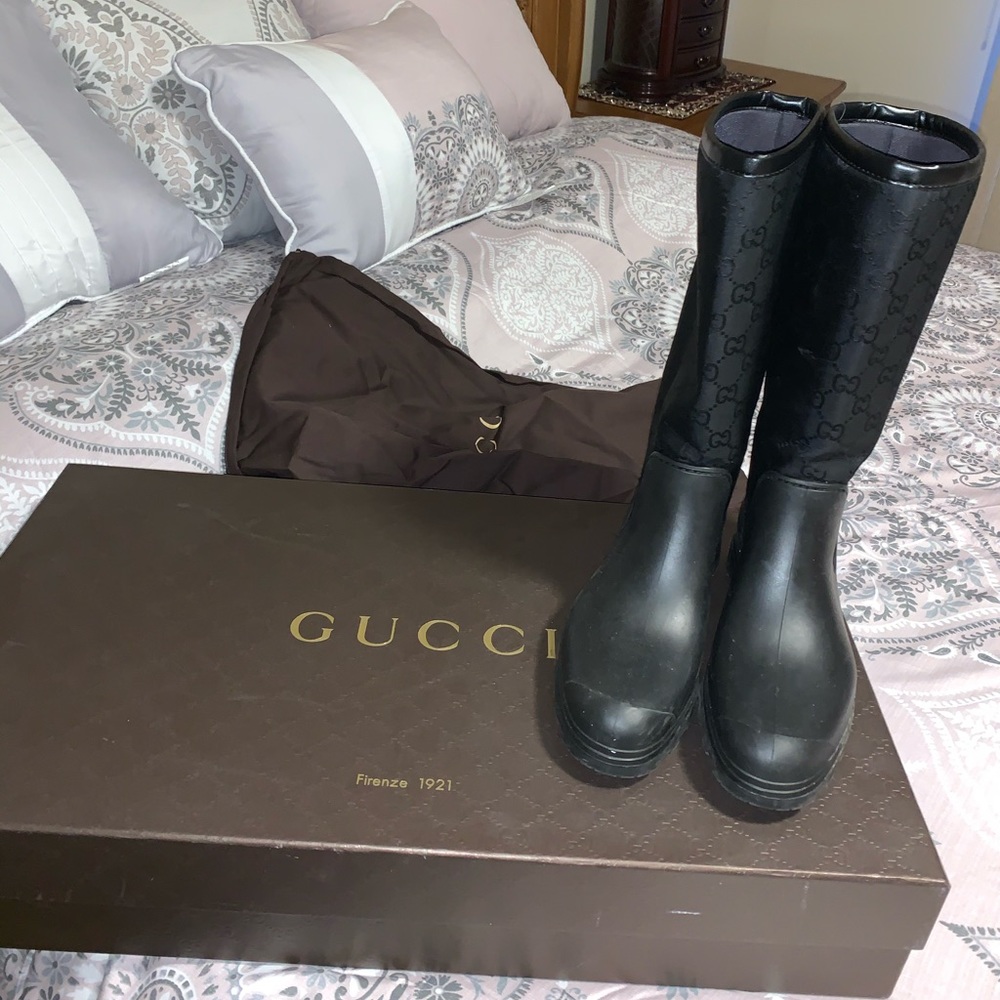 Gucci rain boots
